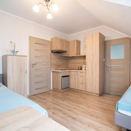 Barka Pokoje I Homestay Karwia