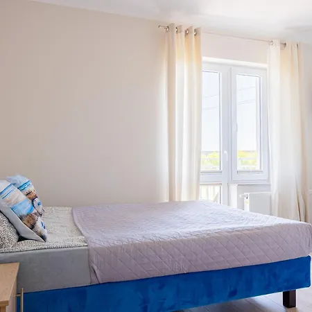 Barka - I Blisko Plazy * Karwia