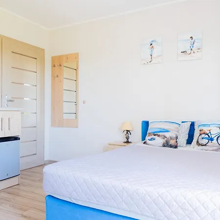 Barka - I Blisko Plazy Rum i privatbostad Karwia