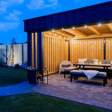 Barka - I Blisko Plazy * Karwia