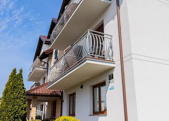 Barka - I Blisko Plazy Karwia